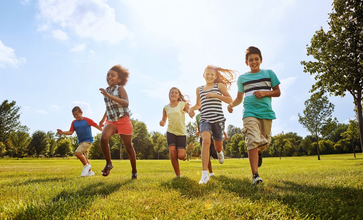 Green spaces are key to reducing kids' screen time