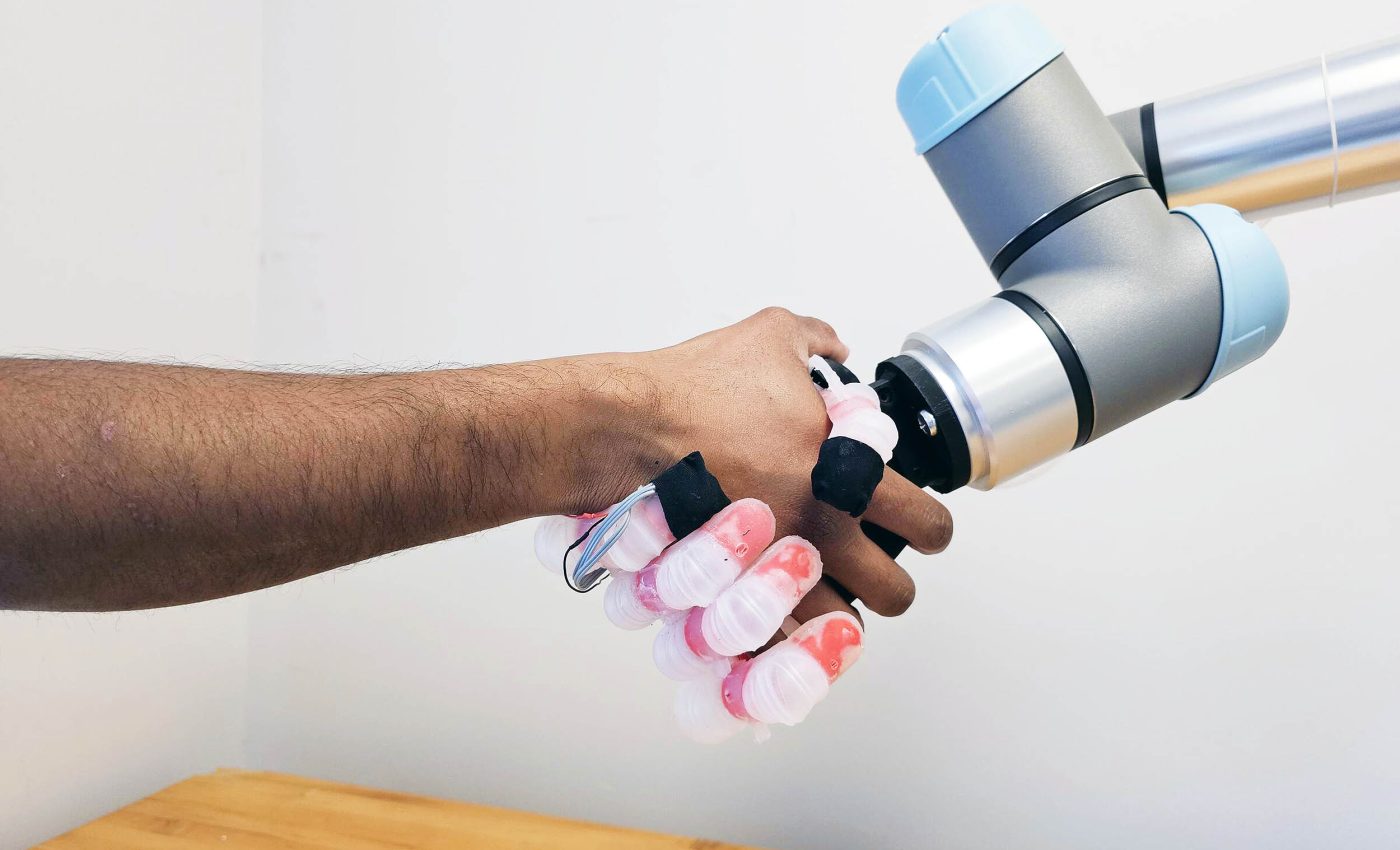 Future of prosthetics: Bionic hand 'knows' what it’s touching