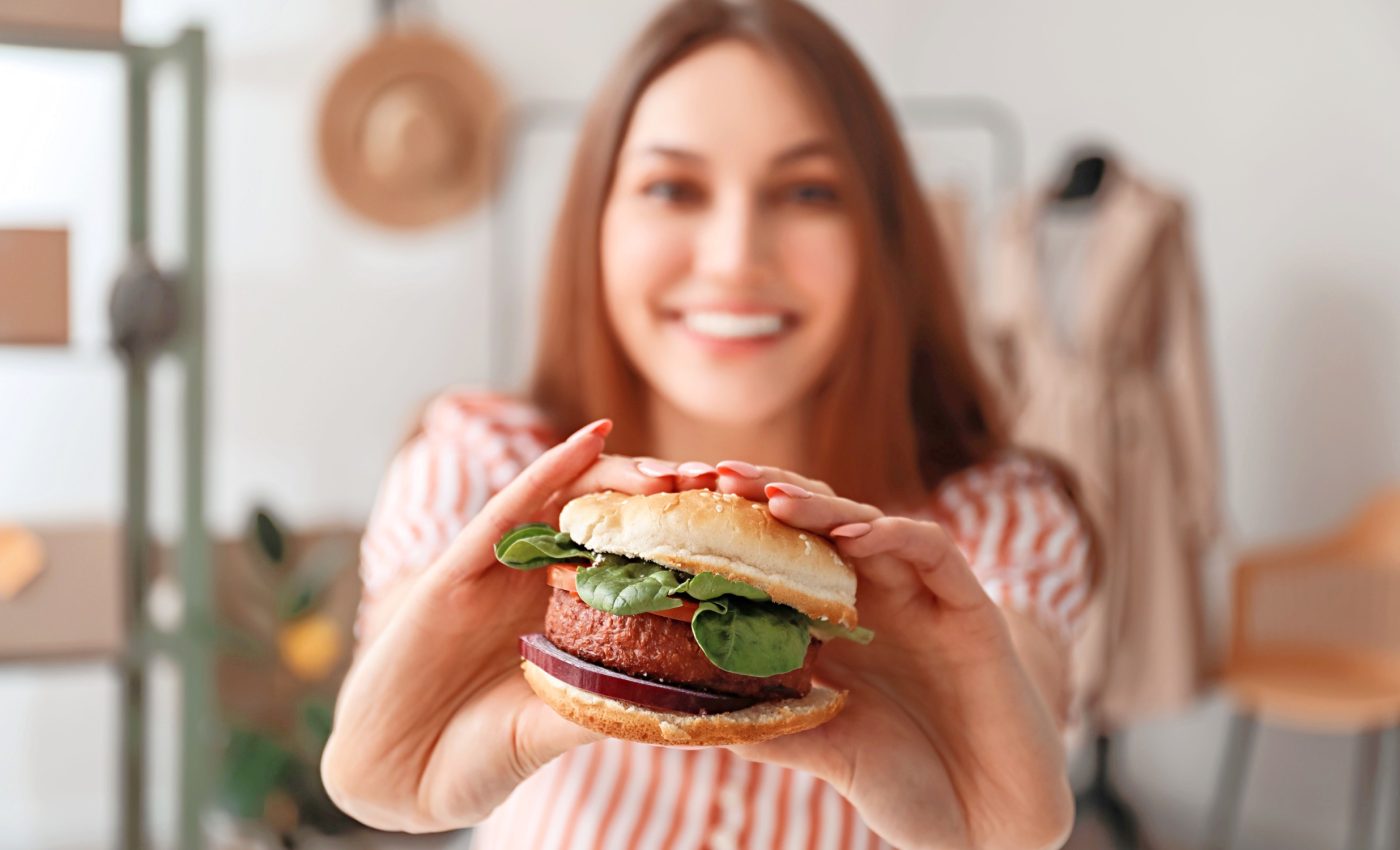 Plant-based foods promote weight loss, regardless of processing