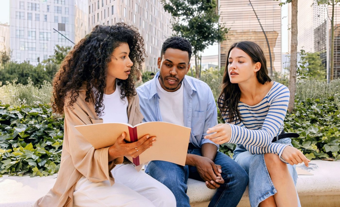 Social networks have a powerful influence on disease prevention