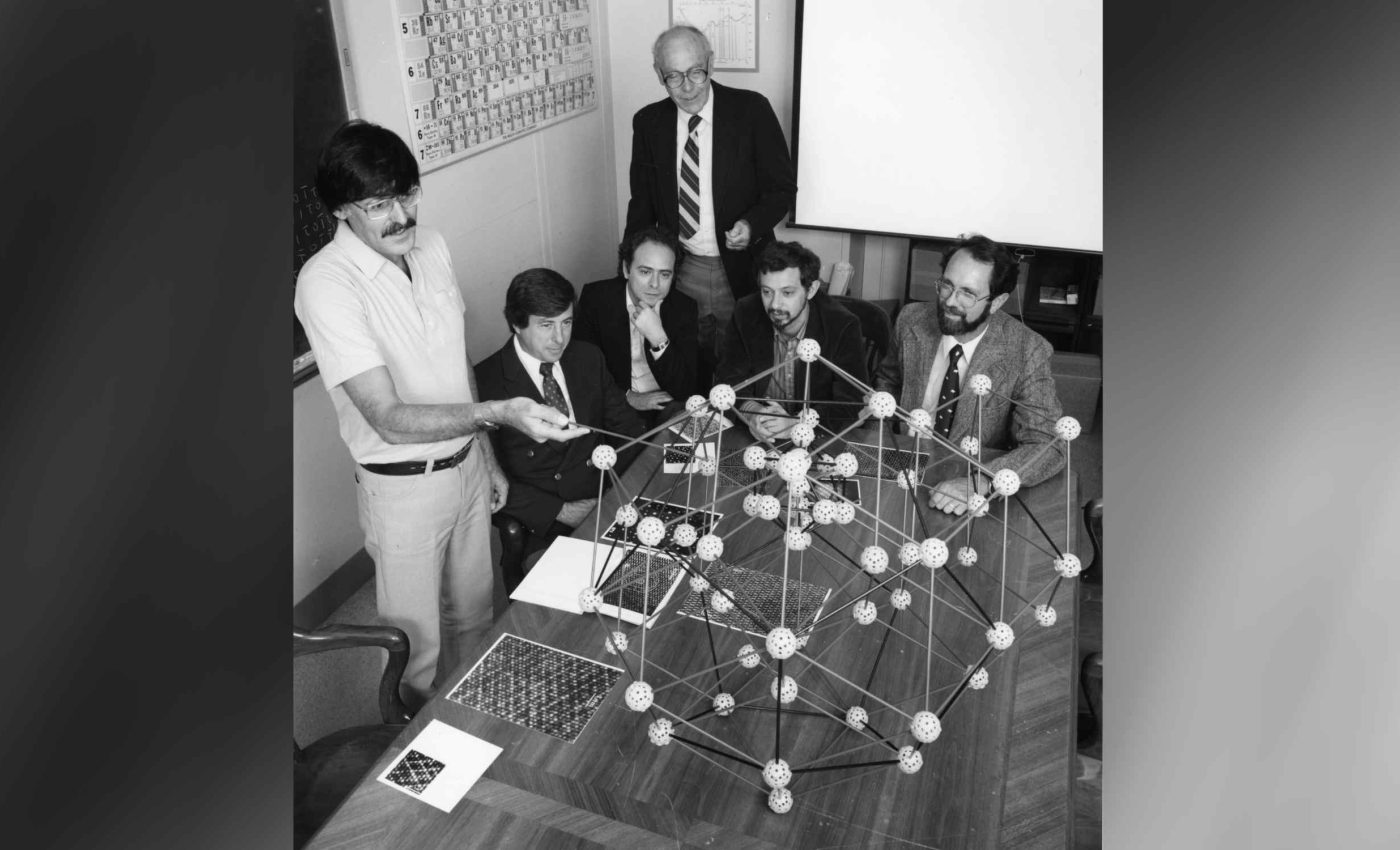 Scientists observe the 'shadow' of a crystal in 4D, confirming Penrose and Shechtman's theory