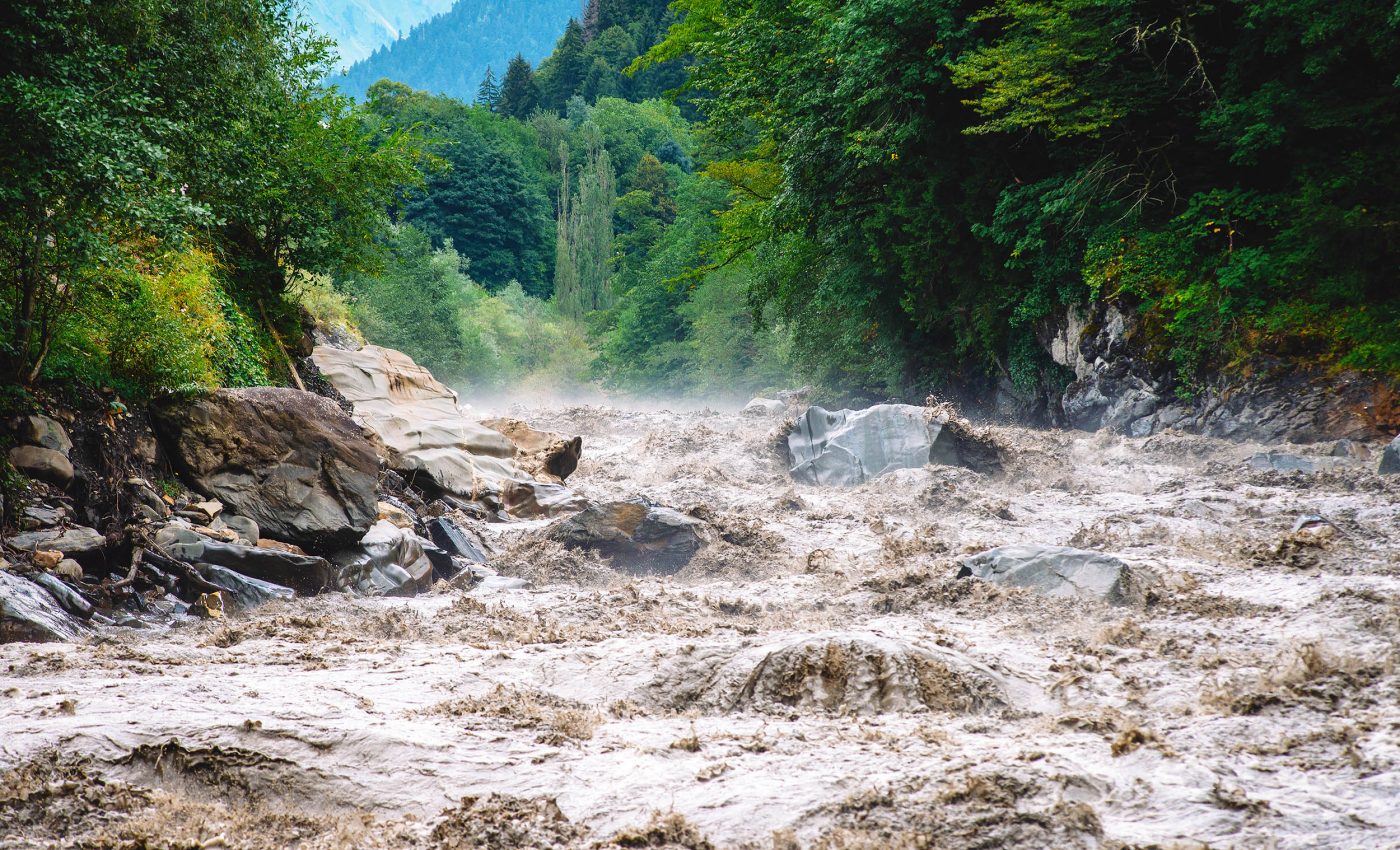 New SWOT satellite can measure height and speed of river waves and flooding