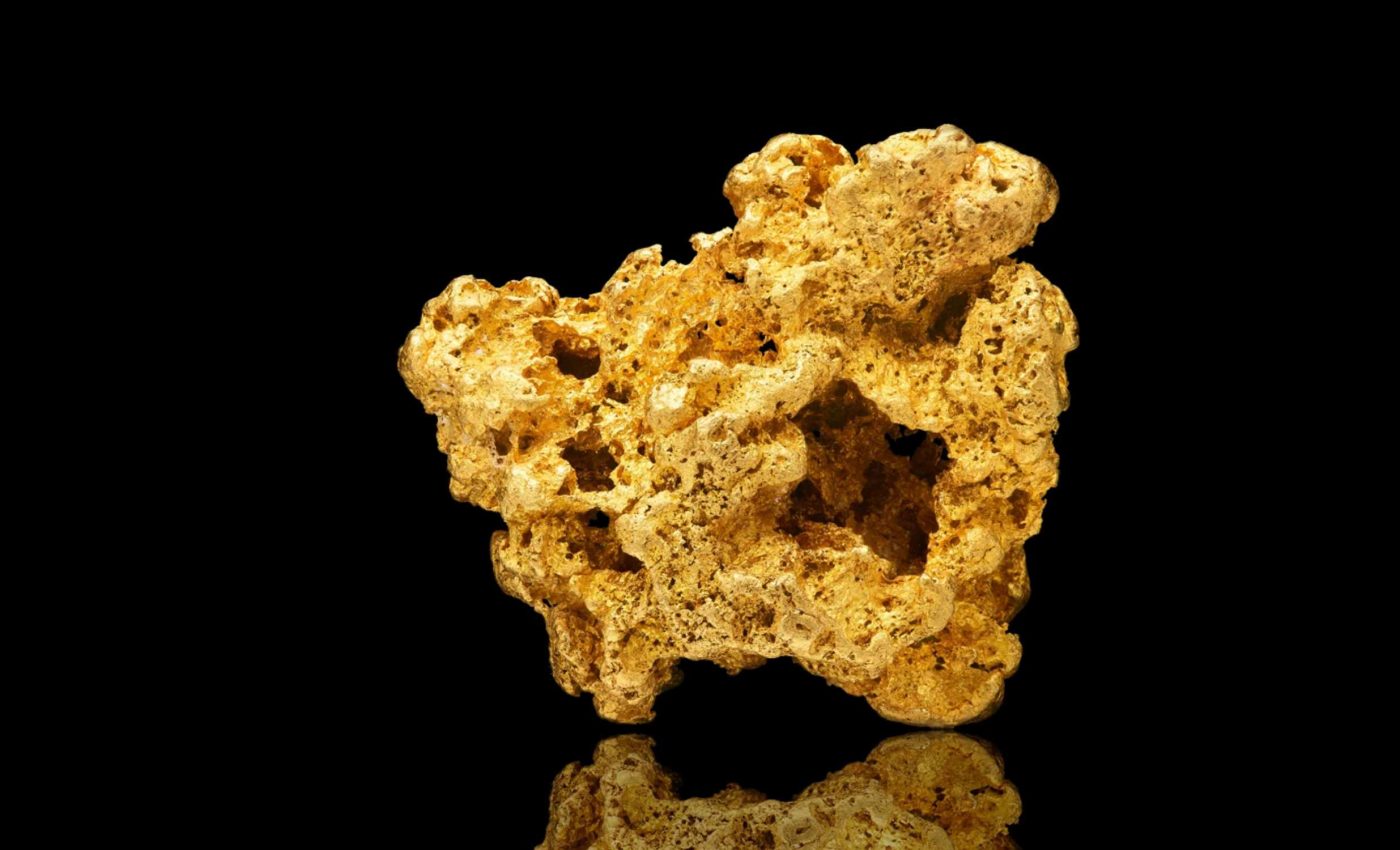 Couple finds a gold nugget measuring 7.5 inches across and weighing more than 9 pounds