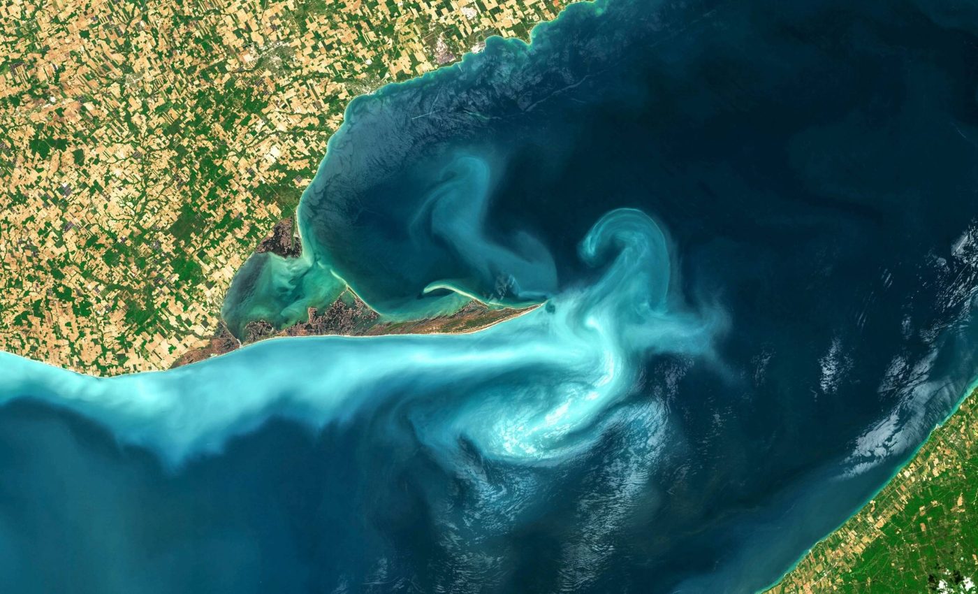 Hurricanes stir up dramatic changes in the deep ocean