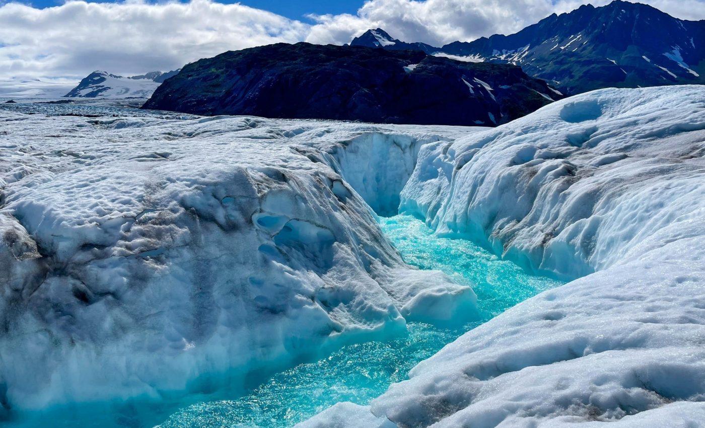 Life survived when Earth was covered in ice - but how?