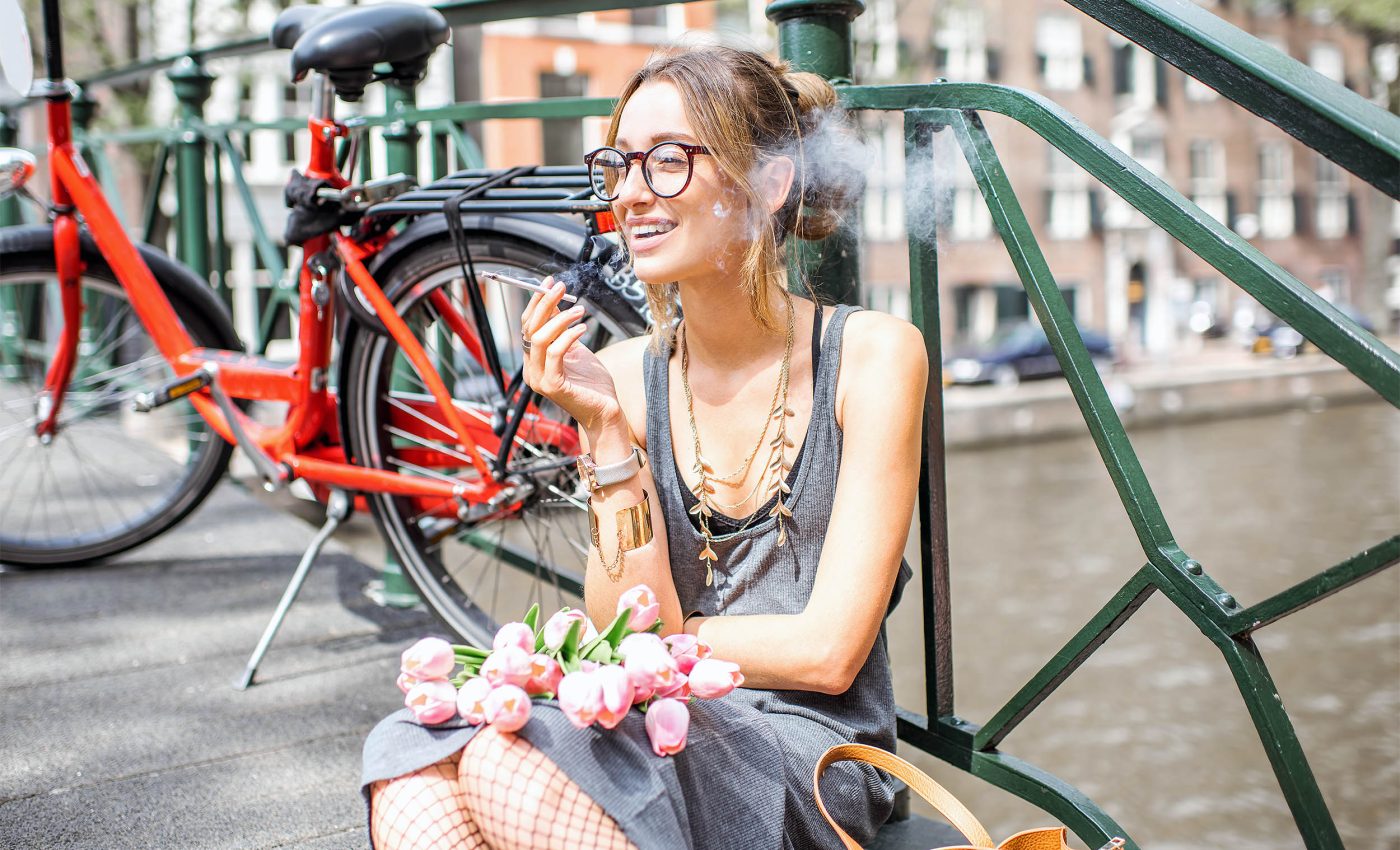 Smoking leaves permanent traces in teeth deep below the surface - a new forensic