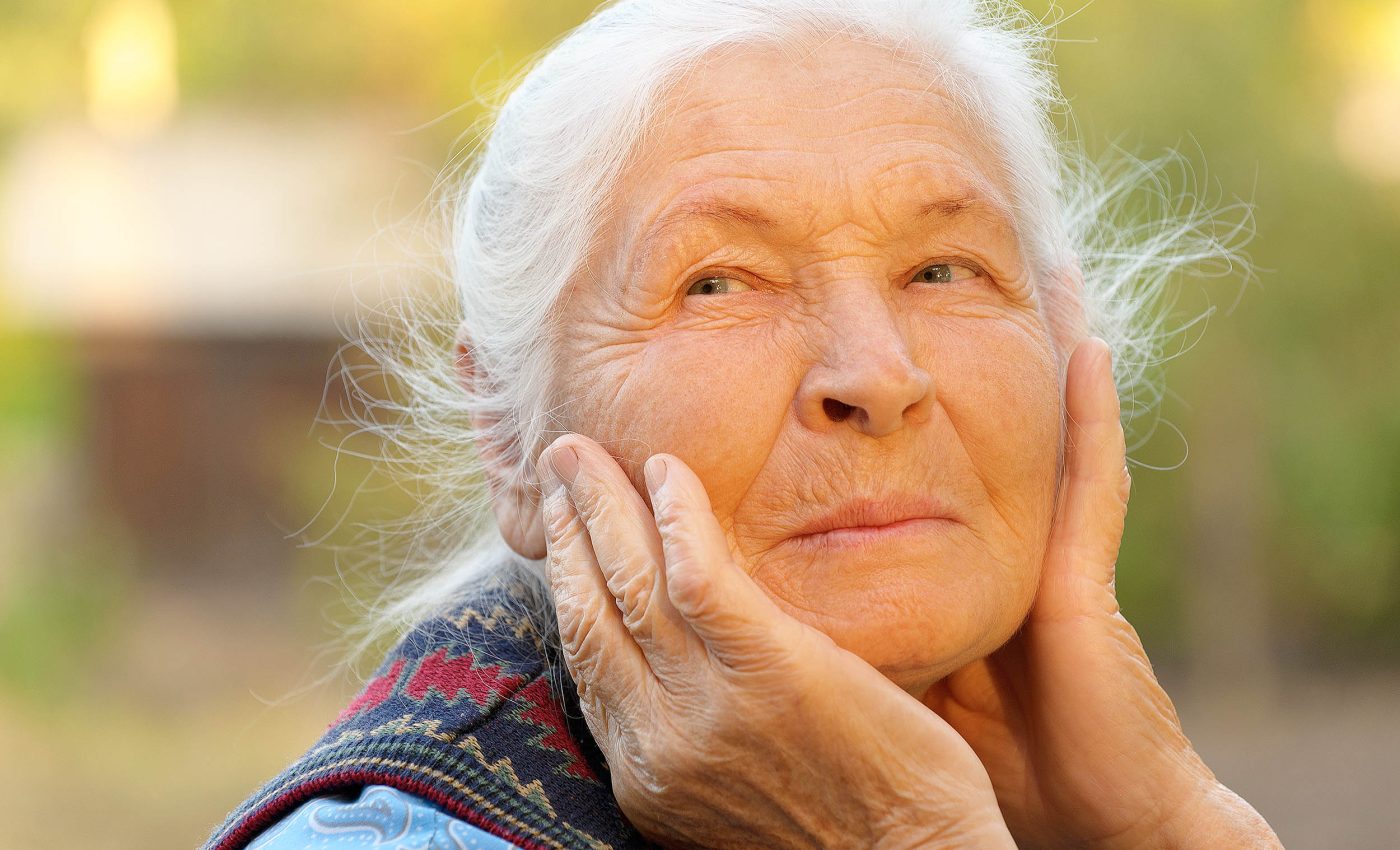 Scientists finally know how wrinkles form when skin ages