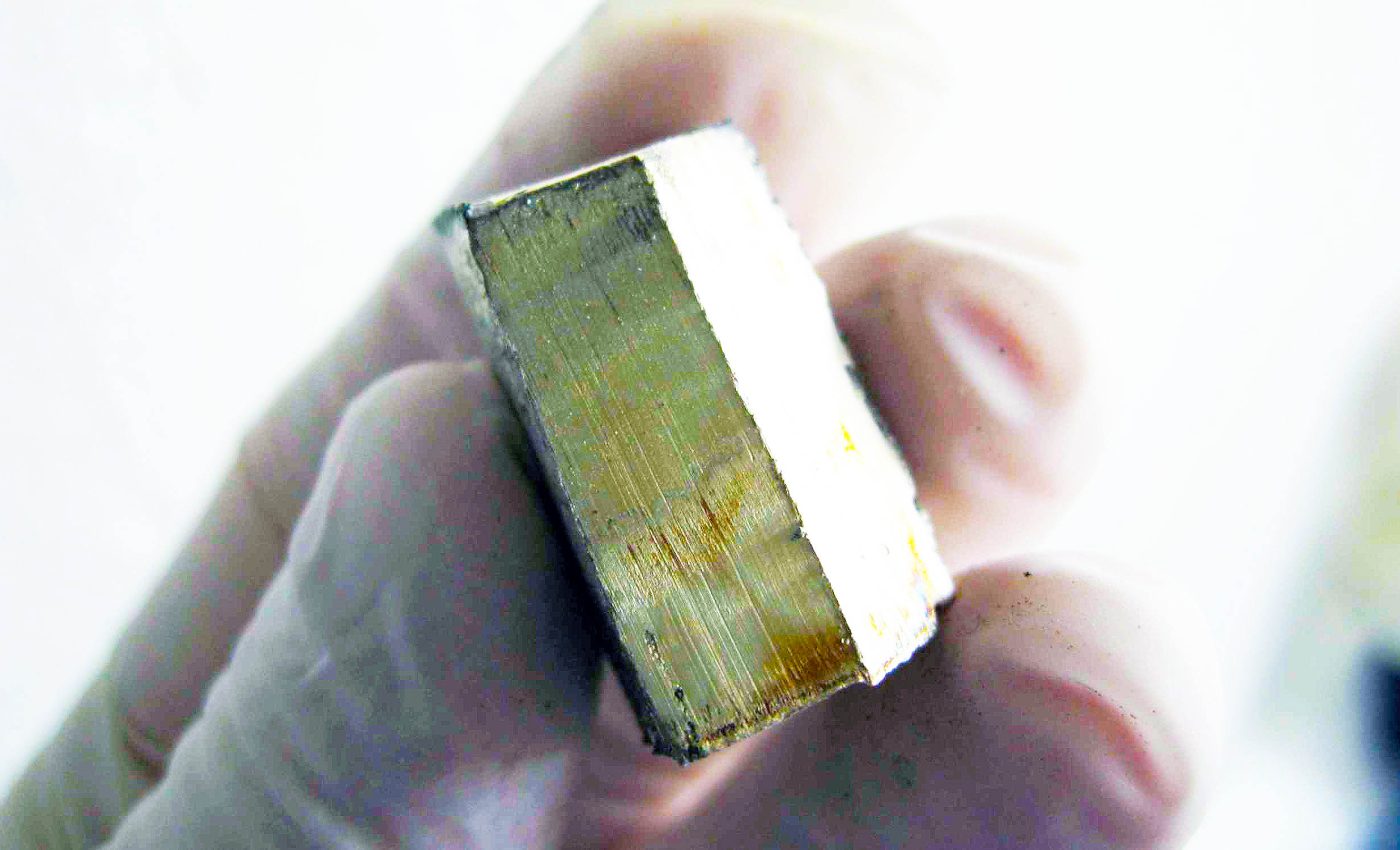 Scientists extract 99% of lithium from rocks using a simple water solution