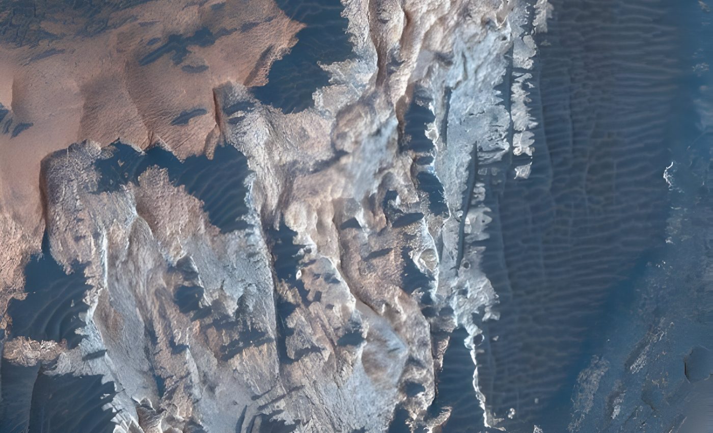 Mineral discovery sheds light on Mars' fiery past