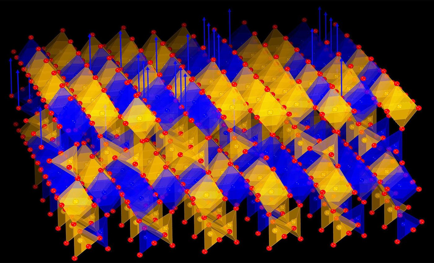 Crystal that 'breathes' oxygen could transform clean energy production
